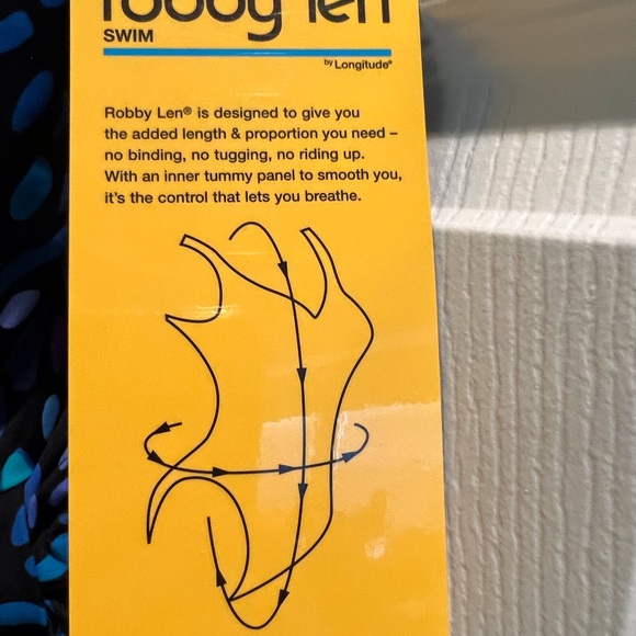 Robby Len by Longitude One Piece Swimsuit - Picture 6 of 7